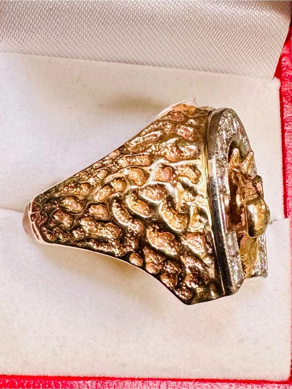 Gold Horse Head & Diamonds Ring size 7.5, gold 14k